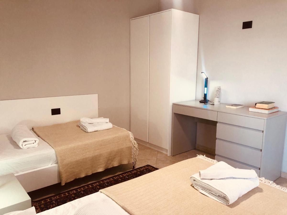 Laureta Central Apartment Tiranë Ngoại thất bức ảnh